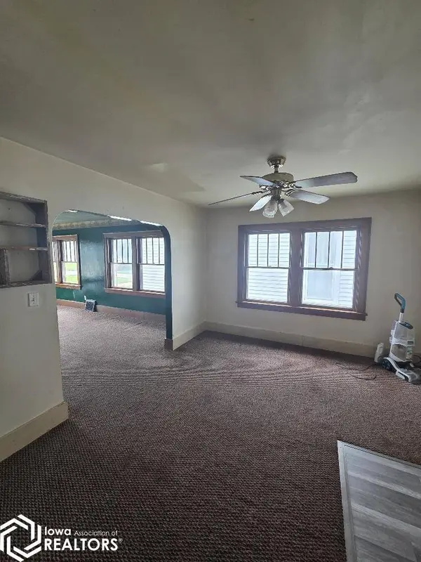 4081/2 New York AVE, Creston, IA 50801