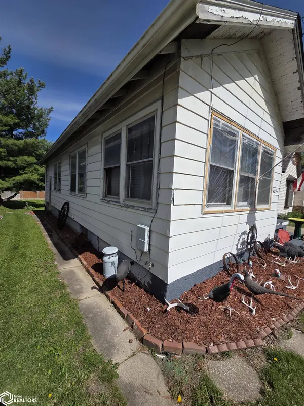 4081/2 New York AVE, Creston, IA 50801