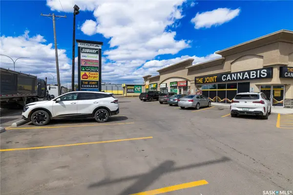 622 Circle DR E #50, Saskatoon, SK S7K 0T9