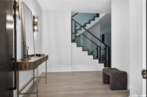 428 Woolf BND, Saskatoon, SK S7W 1E5