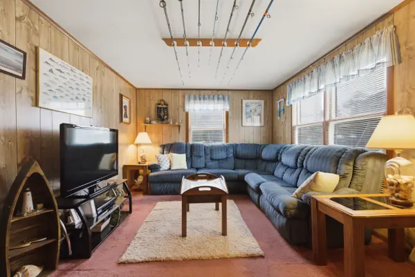 1488 Colington Rd, Kill Devil Hills, NC 27948-8027