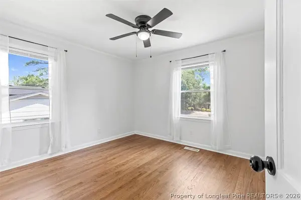 2710 Fordham DR, Fayetteville, NC 28304