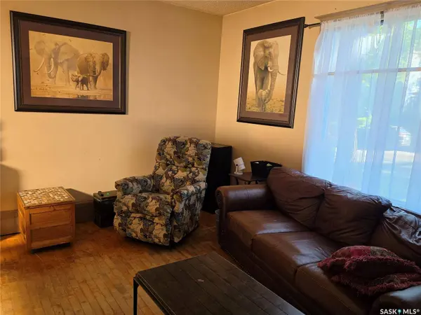1346 Rae STREET, Regina, SK S4T 2C3