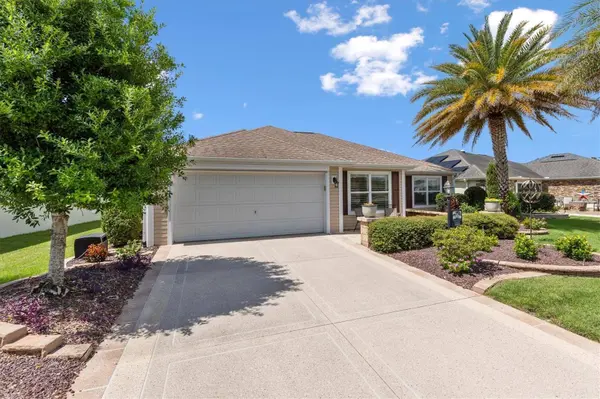 1452 OLUSTEE PL, The Villages, FL 32163