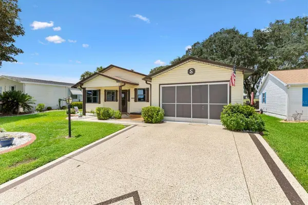 1532 E SCHWARTZ BLVD, Lady Lake, FL 32159