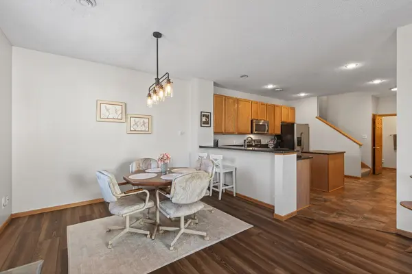 18451 97th Pl N, Maple Grove, MN 55311-1368