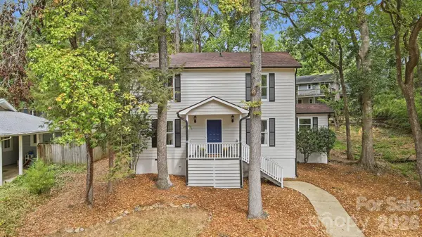 5060 Suwarrow CIR, Tega Cay, SC 29708