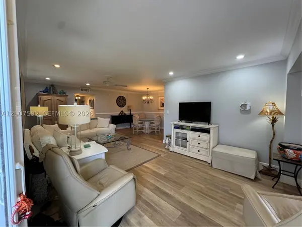 4660 NW 3rd St #B, Delray Beach, FL 33445