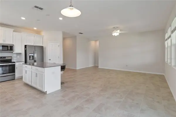 1651 CHATSWORTH CIR, St Cloud, FL 34771