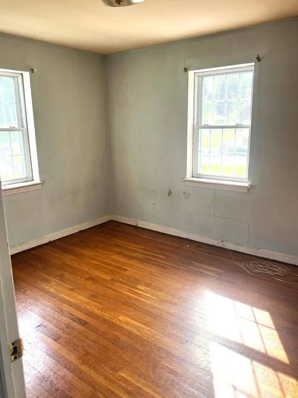 612 Henry St, Marion, VA 24354