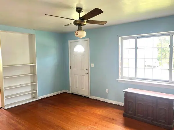 612 Henry St, Marion, VA 24354