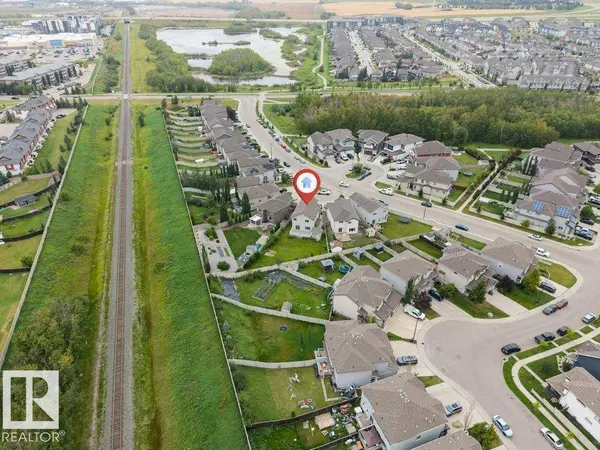 3740 8 ST NW, Edmonton, AB T6T 0S1