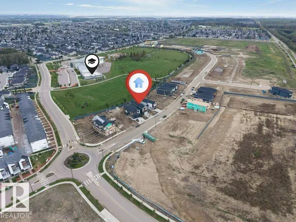 3289 Granville DR NW, Edmonton, AB T5T 7Z3