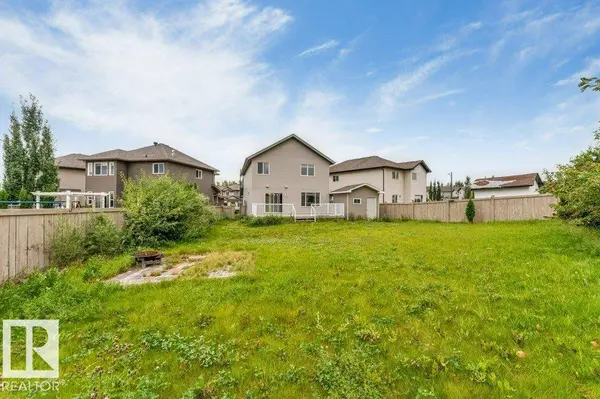3740 8 ST NW, Edmonton, AB T6T 0S1