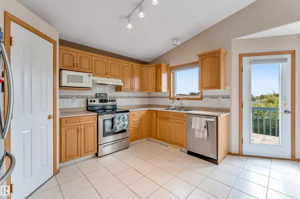 5119 157 AV NW, Edmonton, AB T5Y 2X5