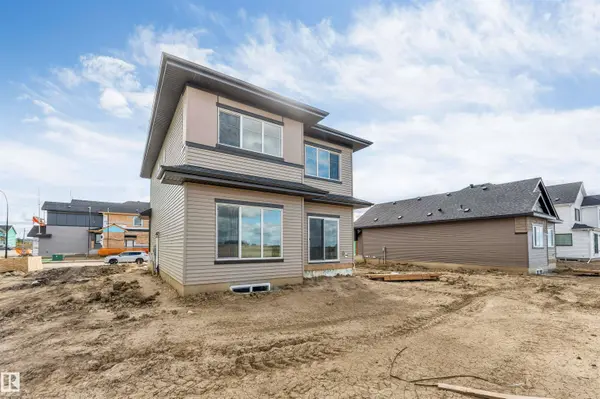 208 Falcon CR, Leduc, AB T0B 3M3