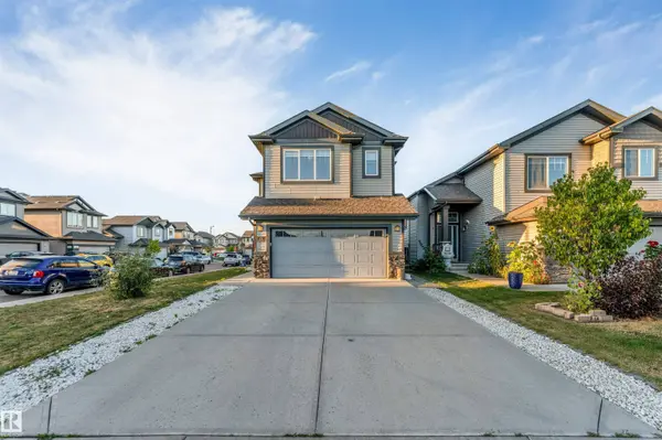 1264 25 AV NW