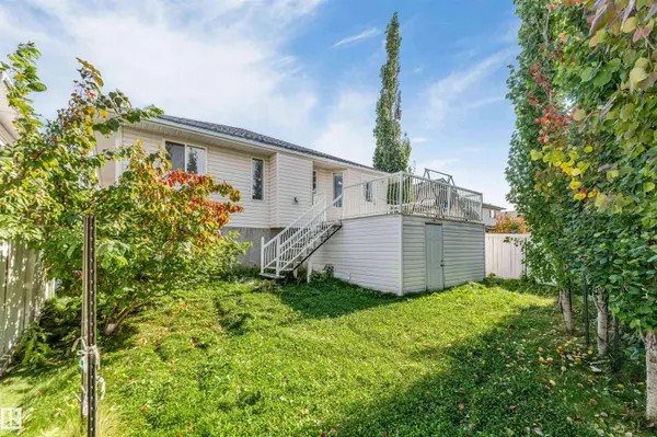 3738 28A ST NW, Edmonton, AB T6T 1M3