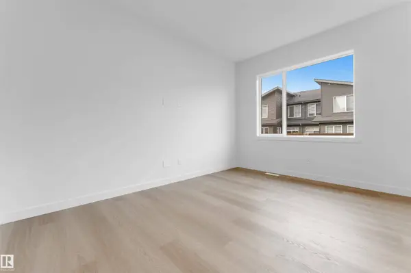 #9 710 Mattson DR SW, Edmonton, AB T6X 1A4