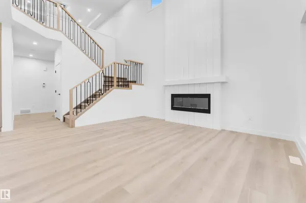 517 Ashgrove CI, Leduc, AB T9E 0K8