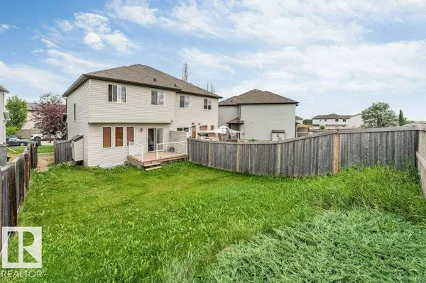 3514 16 ST NW, Edmonton, AB T6T 0M6
