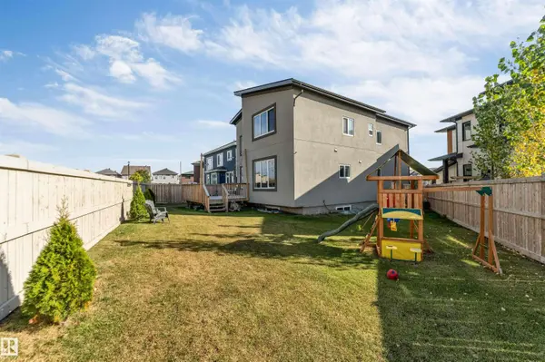 1634 16A ST NW, Edmonton, AB T6T 2S1