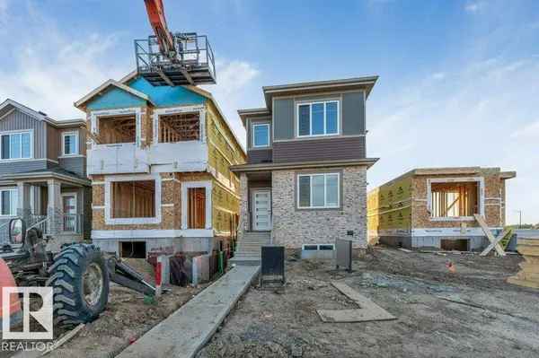 8416 226 ST NW, Edmonton, AB T5T 7Y8