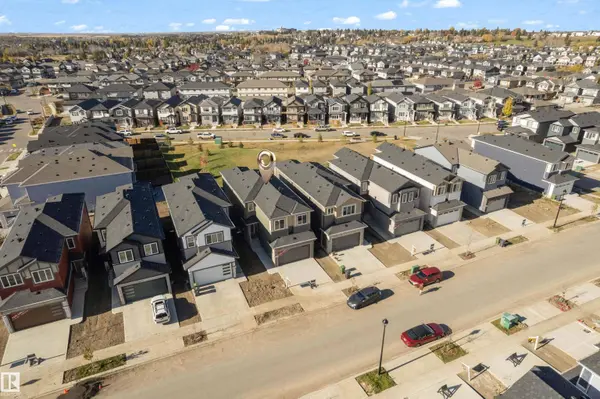 4319 36 ST, Beaumont, AB T4X 3G8
