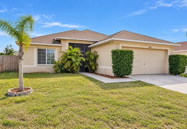 11007 Whitecap Dr, Riverview, FL 33579-7178