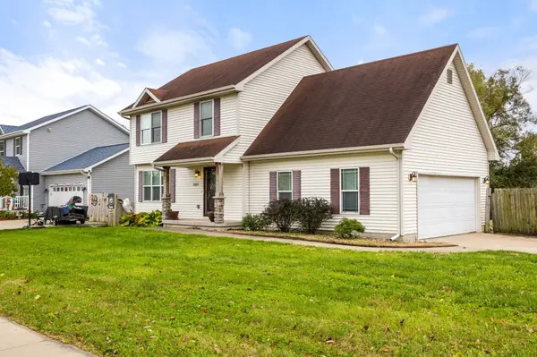 3101 E Highview Drive, Des Moines, IA 50320