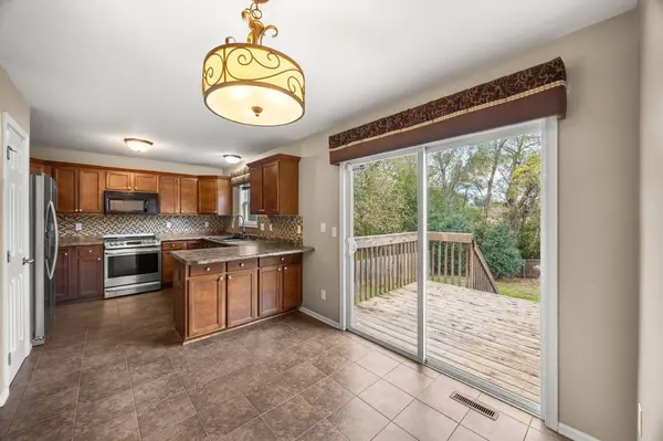 3101 E Highview Drive, Des Moines, IA 50320