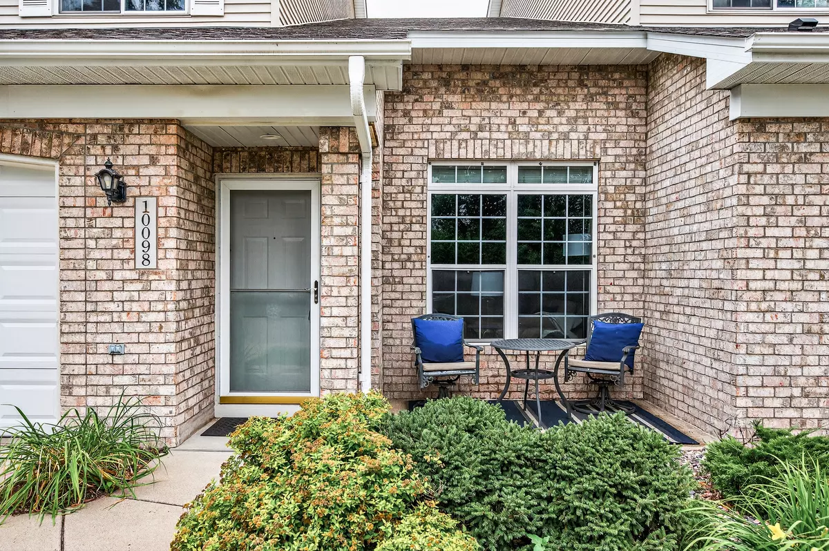 Eden Prairie, MN 55347-3073,10098 Bridgehill Ter