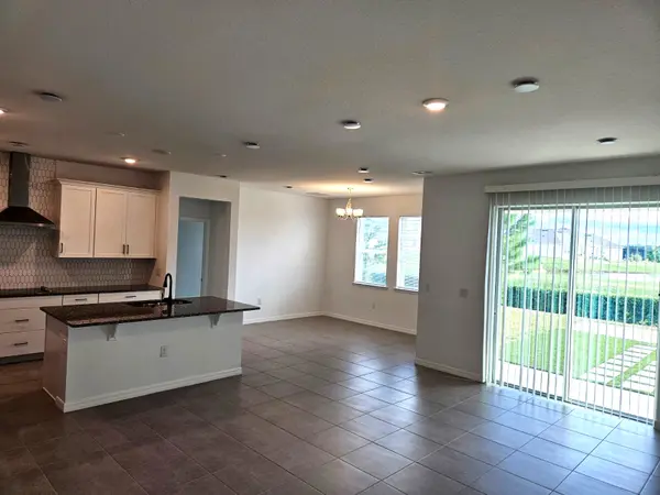 1772 Stamen Dr, Kissimmee, FL 34744-6458