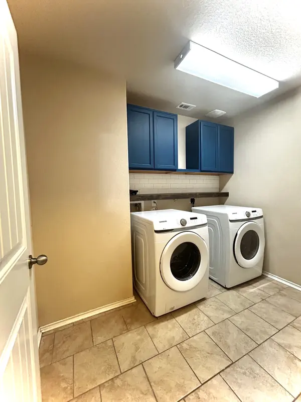 3915 Goliad Frd, San Antonio, TX 78222-4430