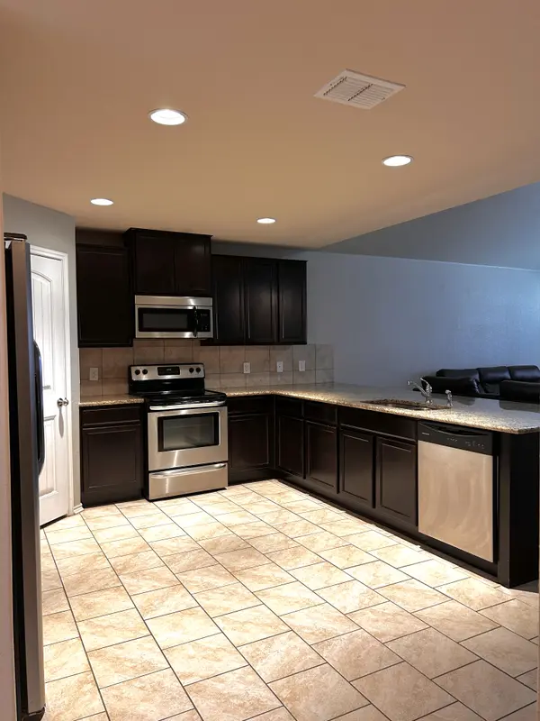 3915 Goliad Frd, San Antonio, TX 78222-4430