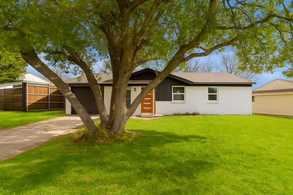 6624 Sebring Dr, Dallas, TX 75241-6721