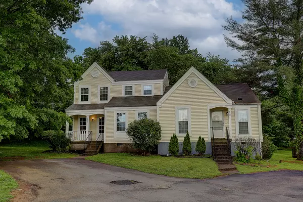 Hermitage, TN 37076-2226,922 Rachels Pl