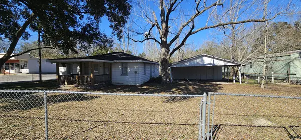 24 Williams Ditch Rd, Cantonment, FL 32533-7302