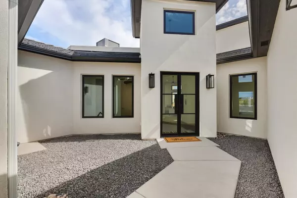 1518 20th Ave SE, Rio Rancho, NM 87124