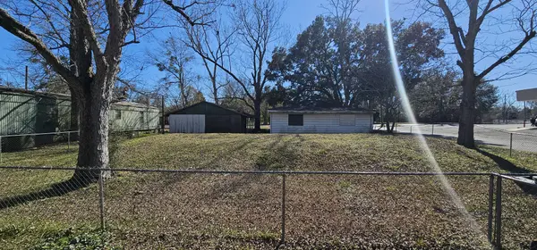 24 Williams Ditch Rd, Cantonment, FL 32533-7302