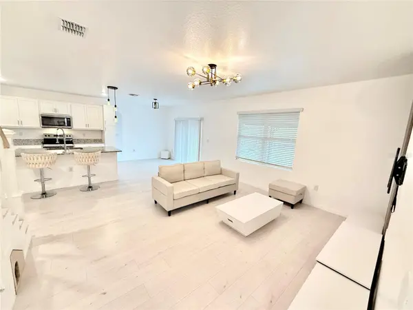 2731 House Finch Rd, St Cloud, FL 34771