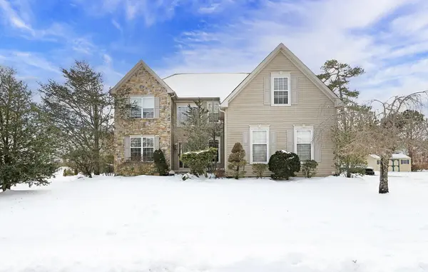 421 Glenn Ave, Egg Harbor Twp, NJ 08234-6110