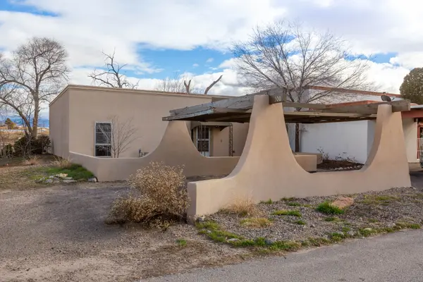 500 Western Dr, Rio Communities, NM 87002-7226