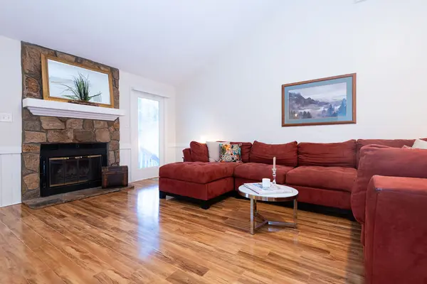 5613 Oldtowne Rd, Raleigh, NC 27612-6116