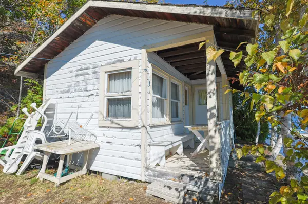 2095 Sunnyside Road, Sudbury,