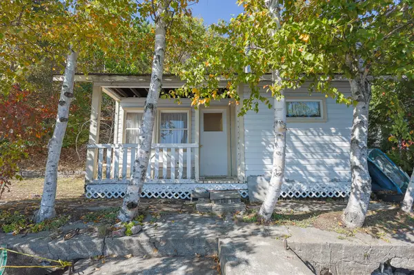 2095 Sunnyside Road, Sudbury,