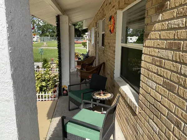 837 Campello St, Altamonte Springs, FL 32701-2013