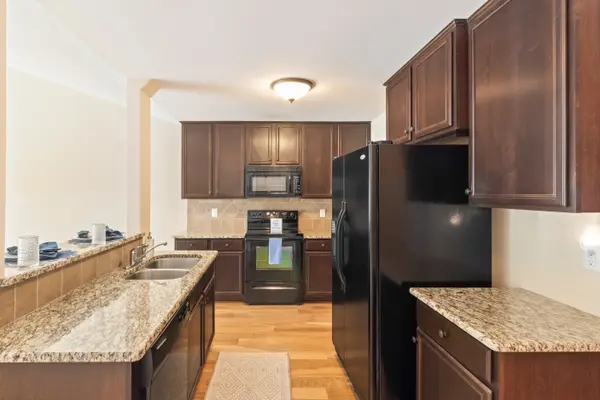 44 E Moss Creek Dr, Clayton, NC 27520-6926