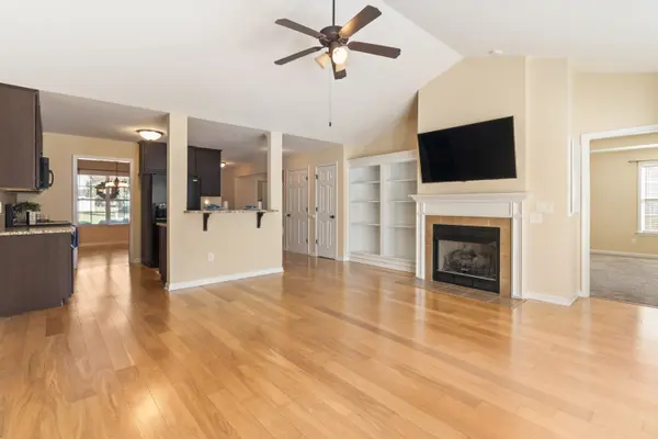 44 E Moss Creek Dr, Clayton, NC 27520-6926