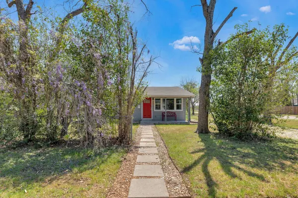 606 E 19th ST, Georgetown, TX 78626